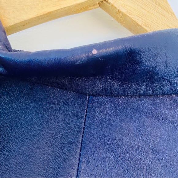 Vintage VERSUS VERSACE purple leather jacket - Picture 7 of 13